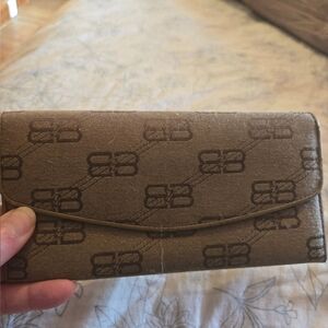 BALENCIAGA Elegant Brown Designer Clutch Pre-loved In Good Condition Minor Wear